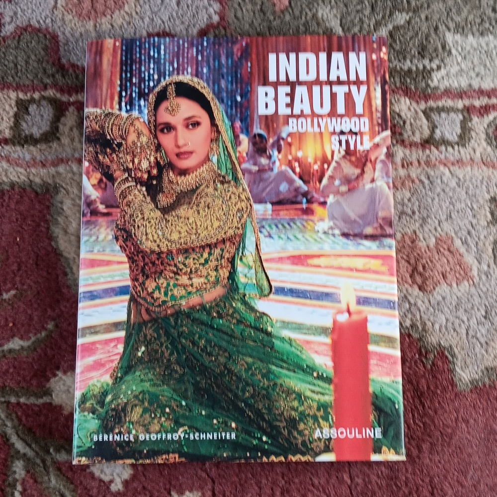New ASSOULINE Indian Beauty Bollywood Style Hard Cover Book